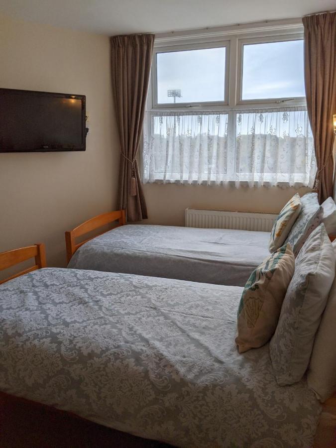 Cleasewood Guest House Грейт-Ярмут Экстерьер фото
